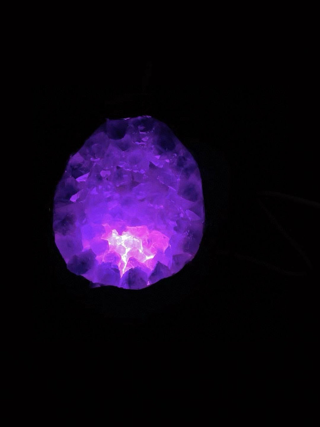 🌸紫晶洞 消磁小夜燈 | 預訂約2-3星期