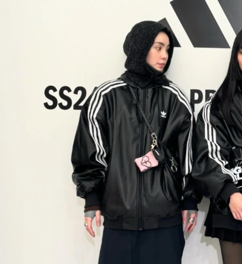 11月10日截🌸Adidas 復古刺繡logo連帽拉鍊皮衣外套 | 預訂約12月中至尾