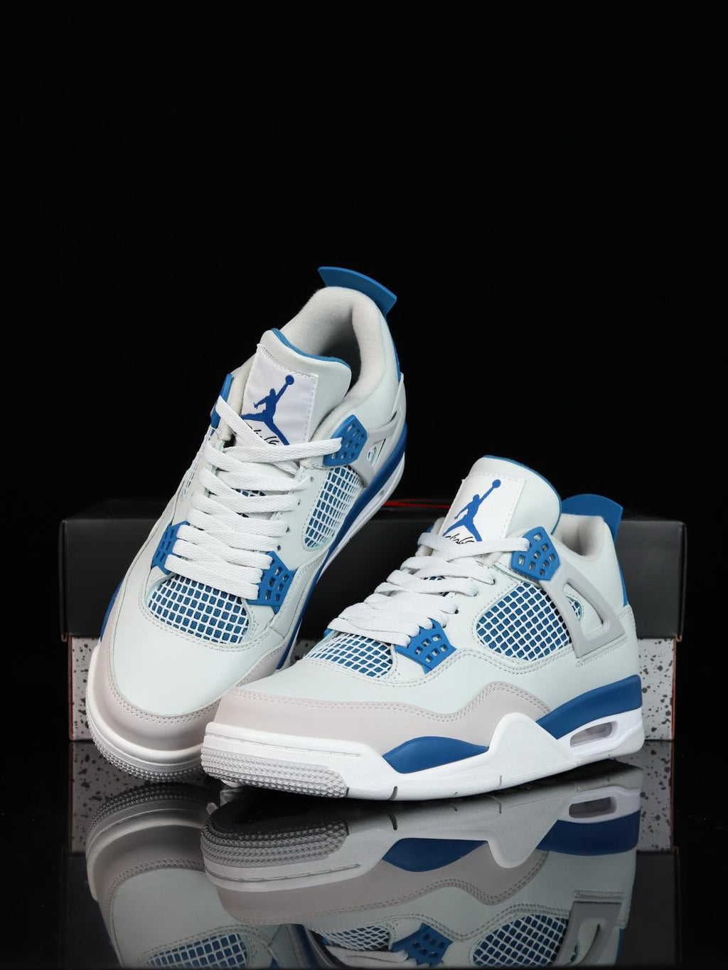 🌸Air Jordan AJ4 Retro# 白+藍 | 預訂約3-4星期(自行備註尺寸) 娉婷貿易公司 Exquisite Beauty Trading Company
