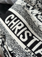 11月14日截🌸Dior VIP gift cushion動物園圖案抱枕 | 預訂約12月中至尾