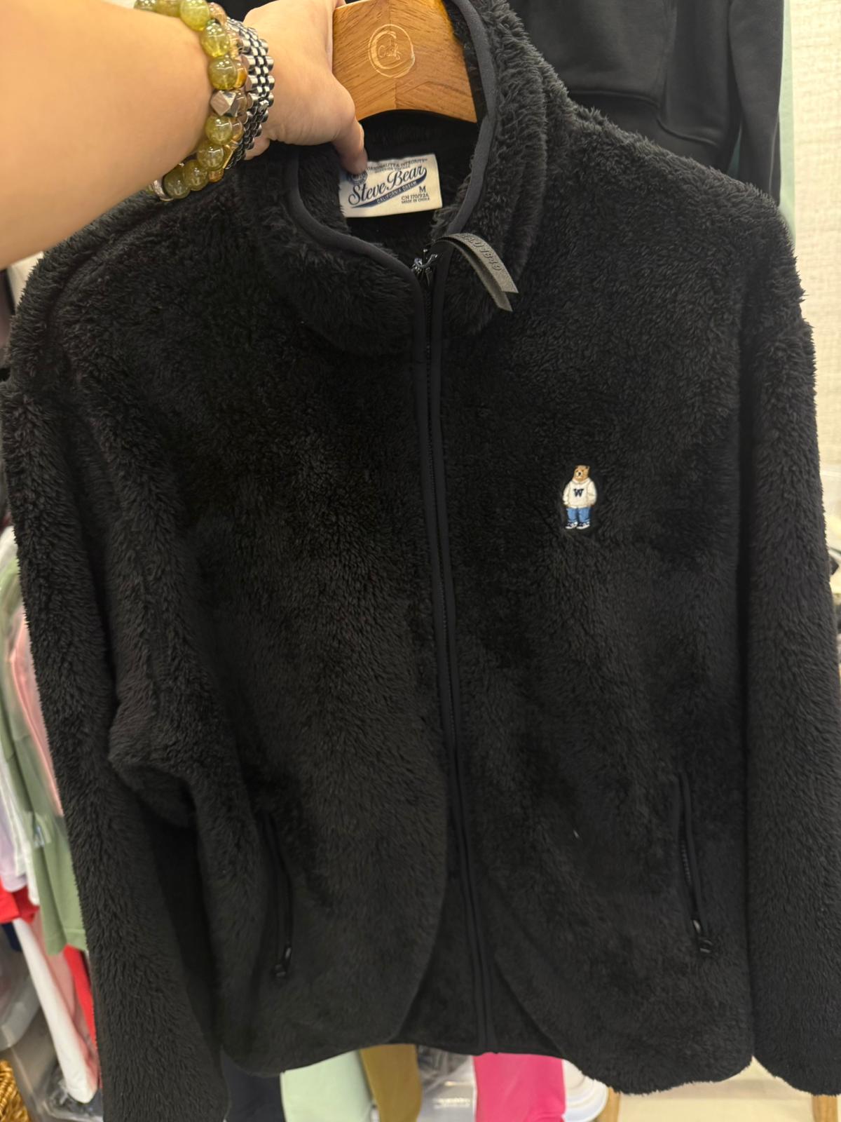 售完即止🌸🐻WHO.A.U 韓國專門店/免稅店🐻 2025年最新款 絨毛外套 折扣優惠‼️ ❤️So Cute❤️平靚正❤️女裝 | 預訂約3-4星期