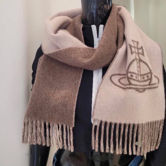 11月12日準時截單‼️‼️不設加單‼️‼️🌸🇯🇵日本直送🇯🇵 靚到咁呀《日本快閃只限2天》Vivienne Westwood 頸巾連線優惠 100%wool | 預訂約12月中至尾