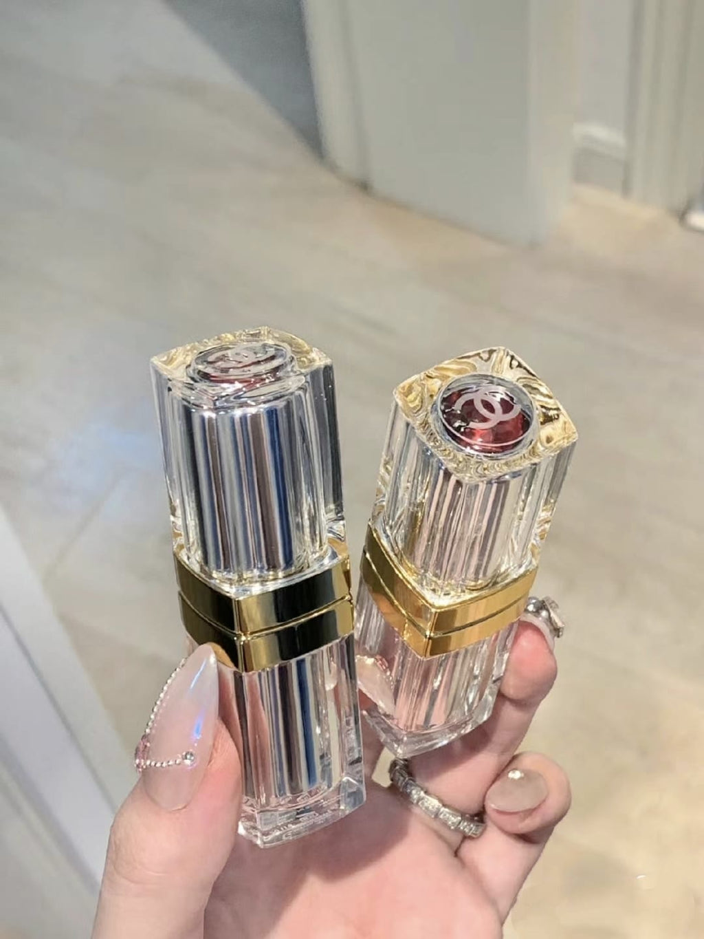 供應商現貨🌸香港專櫃貨 配專櫃紙袋 Chanel香奈兒康鵬街31號唇膏限定禮盒 | 預訂 逢星期一，三返倉執貨 其後約3-5個工作天寄出