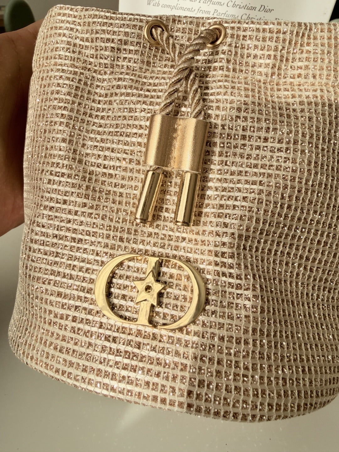 售完即止🌸Dior 聖誕系列水桶袋 美妝專櫃贈品 | 預訂約4-6星期