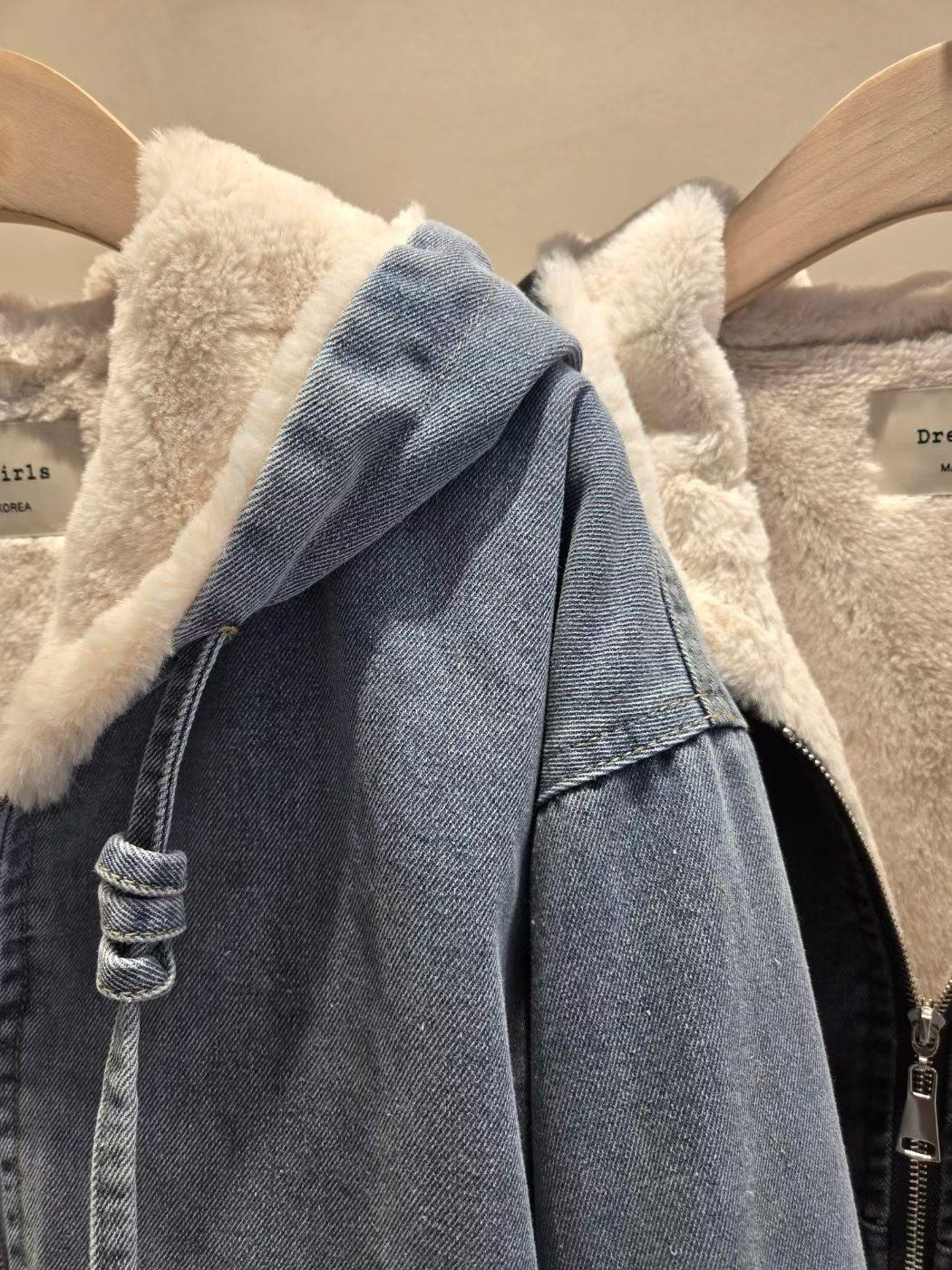 2025年12月30日截🌸上年外套款最熱賣爆單就係呢間啦‼️ 今年新上仲係好多人鍾意嘅牛仔棉布款呀‼️🆕韓國新貨💫🇰🇷東大門韓國衫 | 預訂約3-4星期