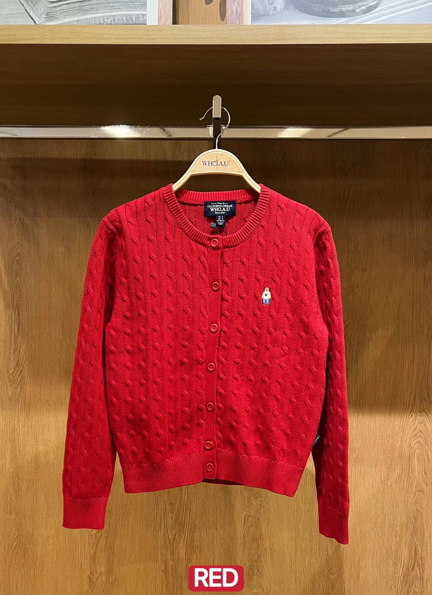 2026年1月15日截🌸Who.A.U 針織衫係性價比最高最平靚正😂 最新款折扣優惠 小熊🐻女款 針織外套 | 預訂約3-4星期