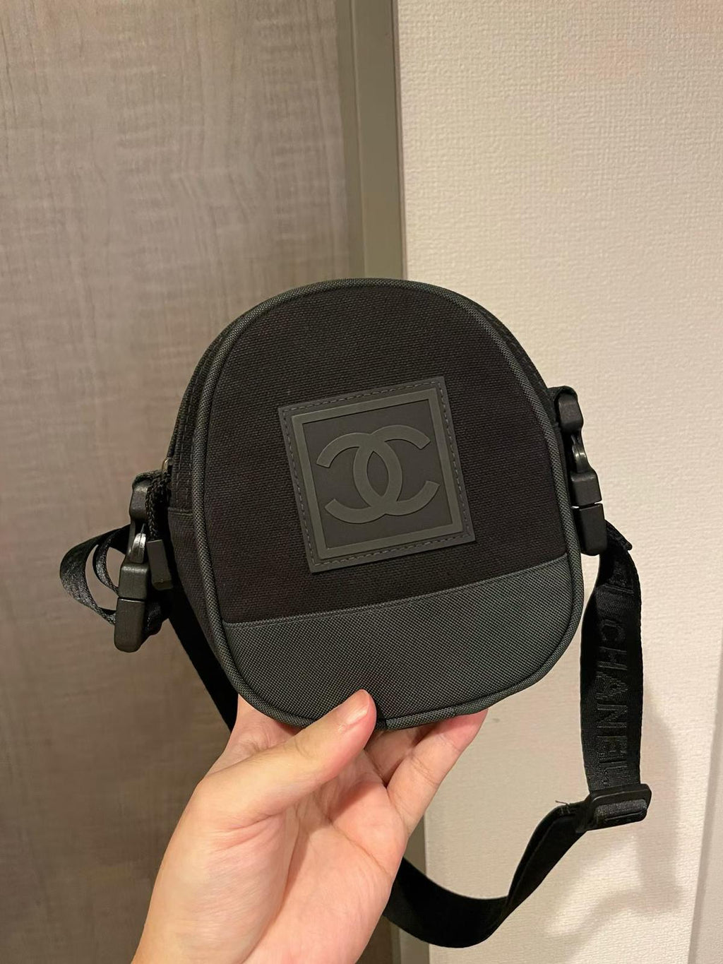 🌸日本中古品代購 Chanel 運動款蛋蛋包 | 預訂約2-3星期