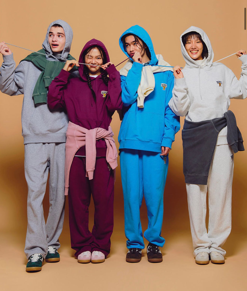 2026年1月15日截🌸‼️突發‼️1月Big Sale‼️ 韓國潮牌Wacky Willy 經典款長袖衛衣 | 預訂約3-4星期(自行備註顏色及尺寸)