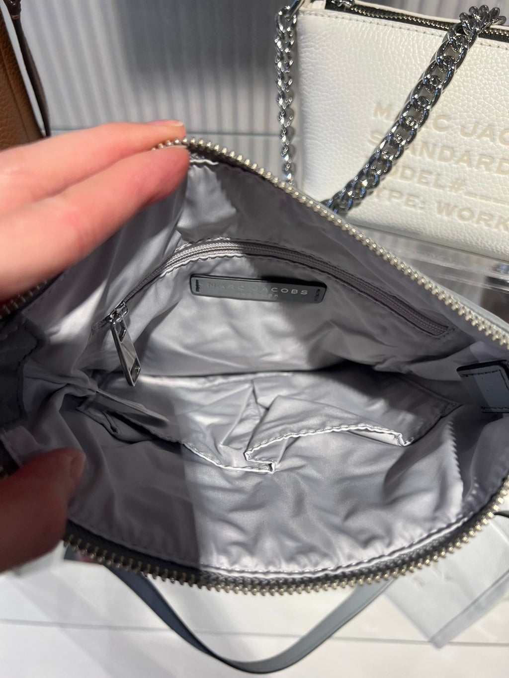 🌸🇺🇸 美國直送 Marc Jacobs | 預訂 落單後約3月中至尾(受過年假期影響,貨期稍微延長)