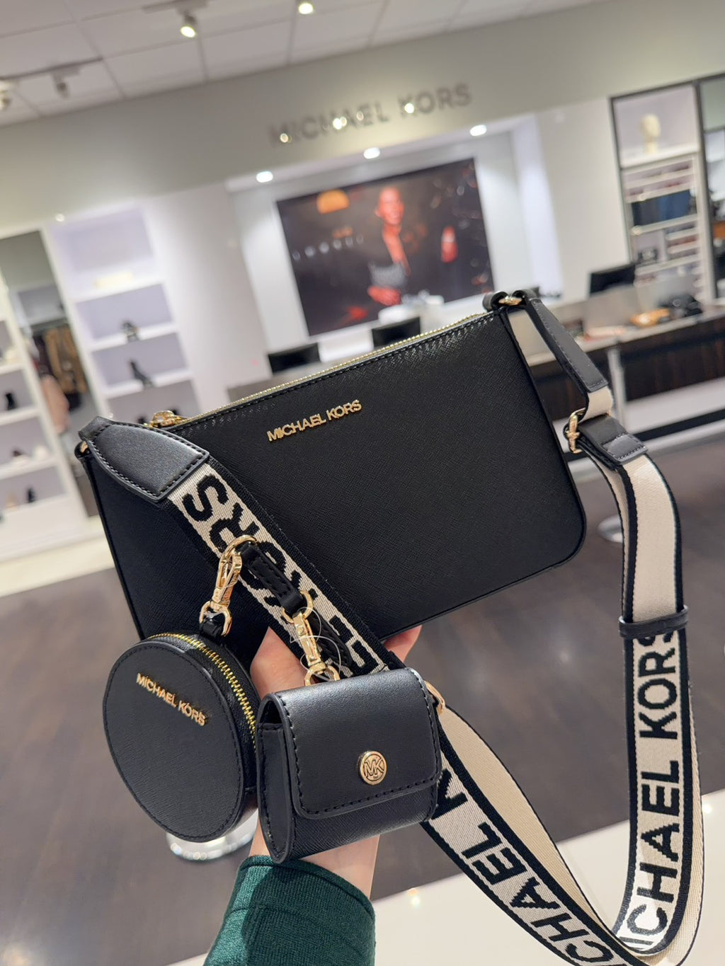 🌸🇺🇸 美國直送 Michael Kors 斜挎三合一 | 預訂 落單後約3月中至尾(受過年假期影響,貨期稍微延長)