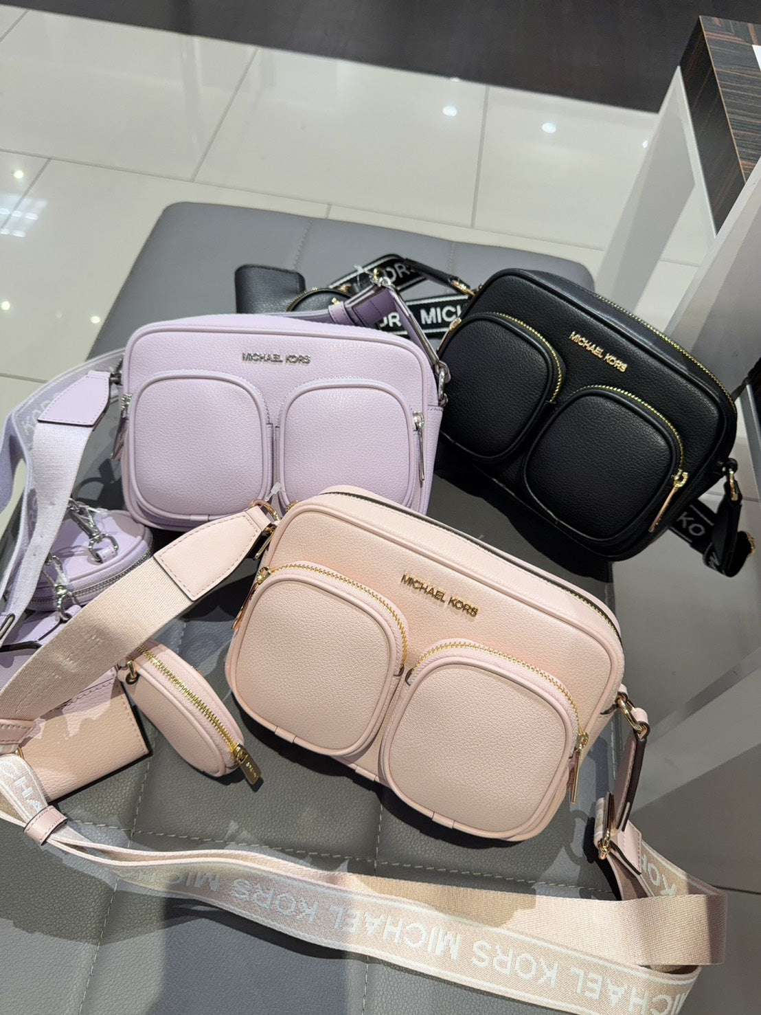 🌸🇺🇸 美國直送 Michael Kors 斜挎三合一 | 預訂 落單後約3月中至尾(受過年假期影響,貨期稍微延長)