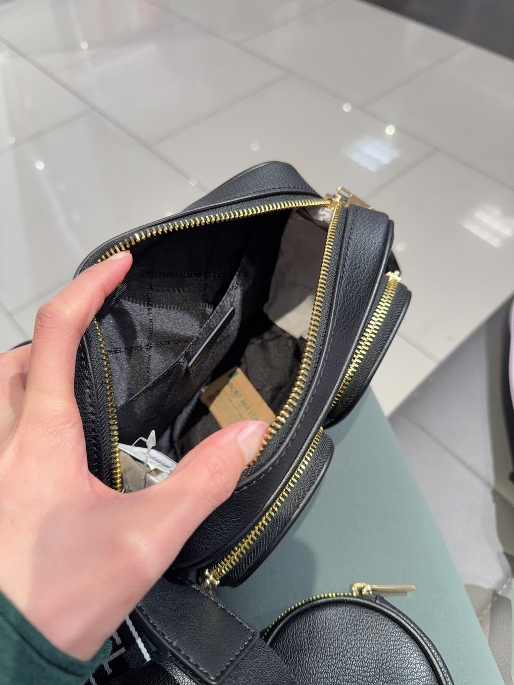 🌸🇺🇸 美國直送 Michael Kors 斜挎三合一 | 預訂 落單後約3月中至尾(受過年假期影響,貨期稍微延長)