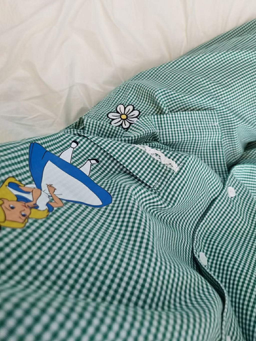 2026年1月28日截🌸韓國🇰🇷Disney 正品 💫2026最新上架 店長推介🆕好多人鍾意嘅愛麗絲Alice睡衣套裝 | 預訂約3-4星期 新年前