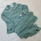 2026年1月28日截🌸韓國🇰🇷Disney 正品 💫2026最新上架 店長推介🆕好多人鍾意嘅愛麗絲Alice睡衣套裝 | 預訂約3-4星期 新年前