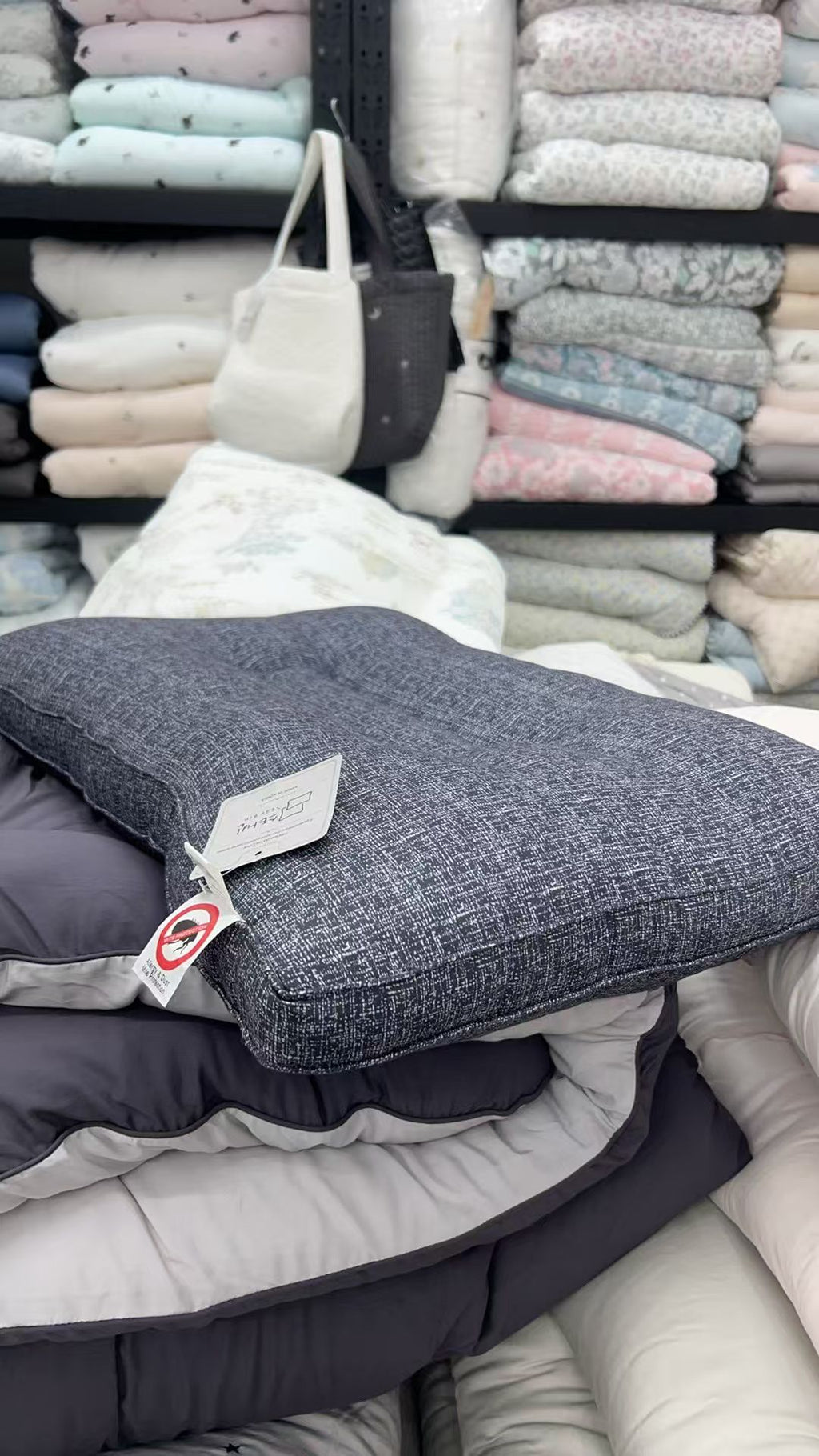 【24小時網站自助下單】2026年1月29日截🌸💛新年買新嘢系列💛sale 枕頭特價款⚠️阿豬媽推介韓國製造🇰🇷🆕升級版護頸枕 側躺支撐力也非常好👍🔥團團爆單韓國廣藏市場棉被團🔥 | 預訂約3-4星期 新年前