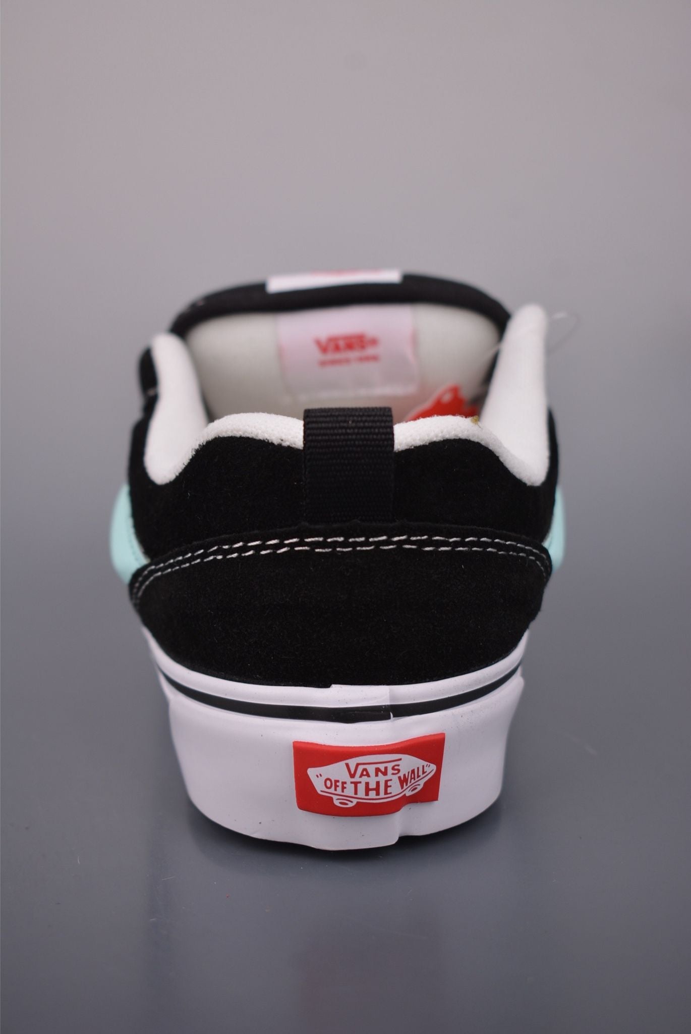 🌸Vans Knu Skool 2026新款 復古休閒胖胖麵包鞋#黑色粉藍標 | 預訂約3-4星期(自行備註尺寸) 娉婷貿易公司 Exquisite Beauty Trading Company
