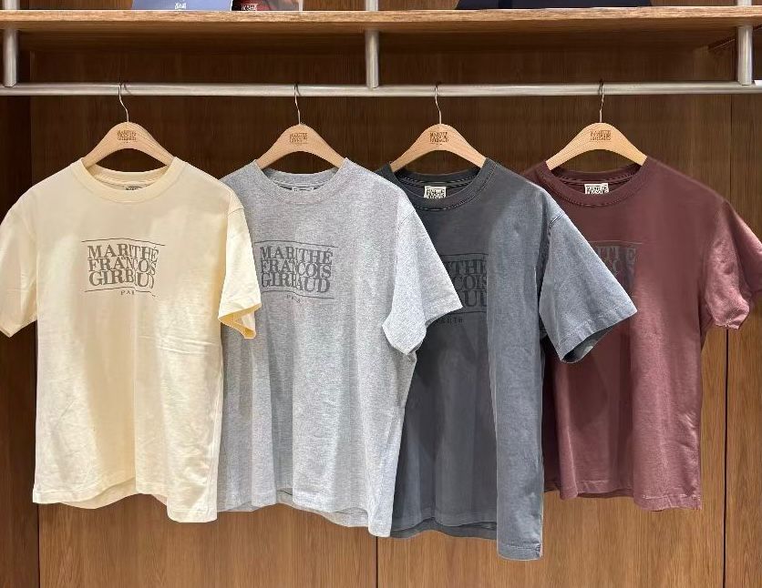 【24小時網站自助下單】2026年2月28日截 🌸💛2026🆕💛最新上市 MARITHE FRANCOIS GIRBAUD 韓國專門店/免稅店 最新顏色～經典logo Tee 男女同款 折扣優惠💕 | 預訂約3-4星期(自行備註顏色及尺寸)