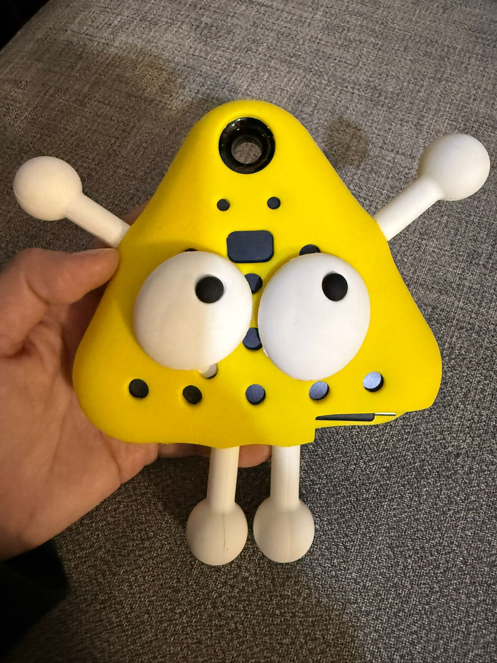 【24小時網站自助下單】🌸‼️每款只有小量‼️小飯團尿袋換新衫啦 爆單貨🔥最安心充電寶，己進駐全球超過 *1000間Apple零售店 🤩* | 預訂約1-2星期