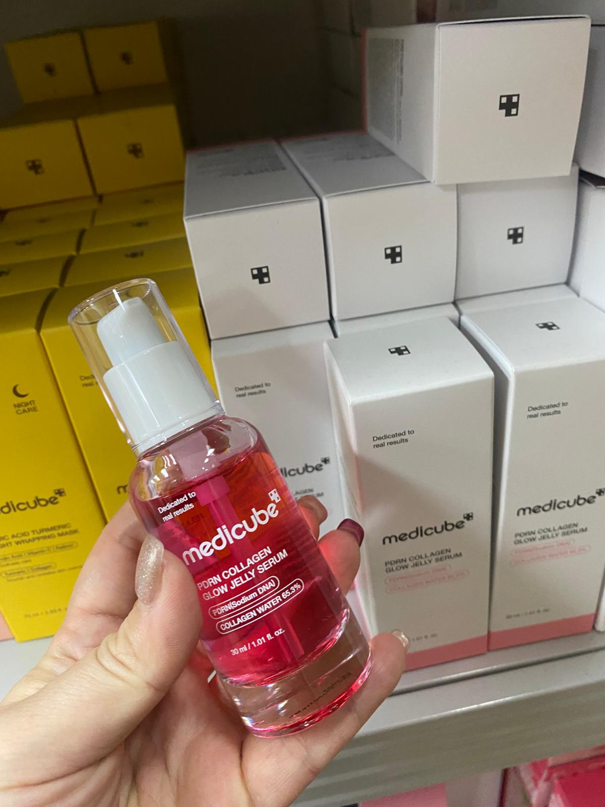 現貨🌸MEDICUBE PDRN 膠原蛋白亮膚啫哩精華液 30ML | 落單後約3-5個工作天寄出 娉婷貿易公司 Exquisite Beauty Trading Company