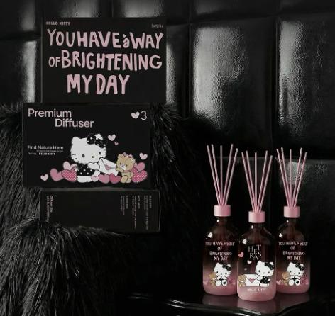 【24小時網站自助下單】🌸韓國Hetras x Hello Kitty Premium Diffuser 1盒3支(1支/500ML) | 預訂約4月尾至5月初