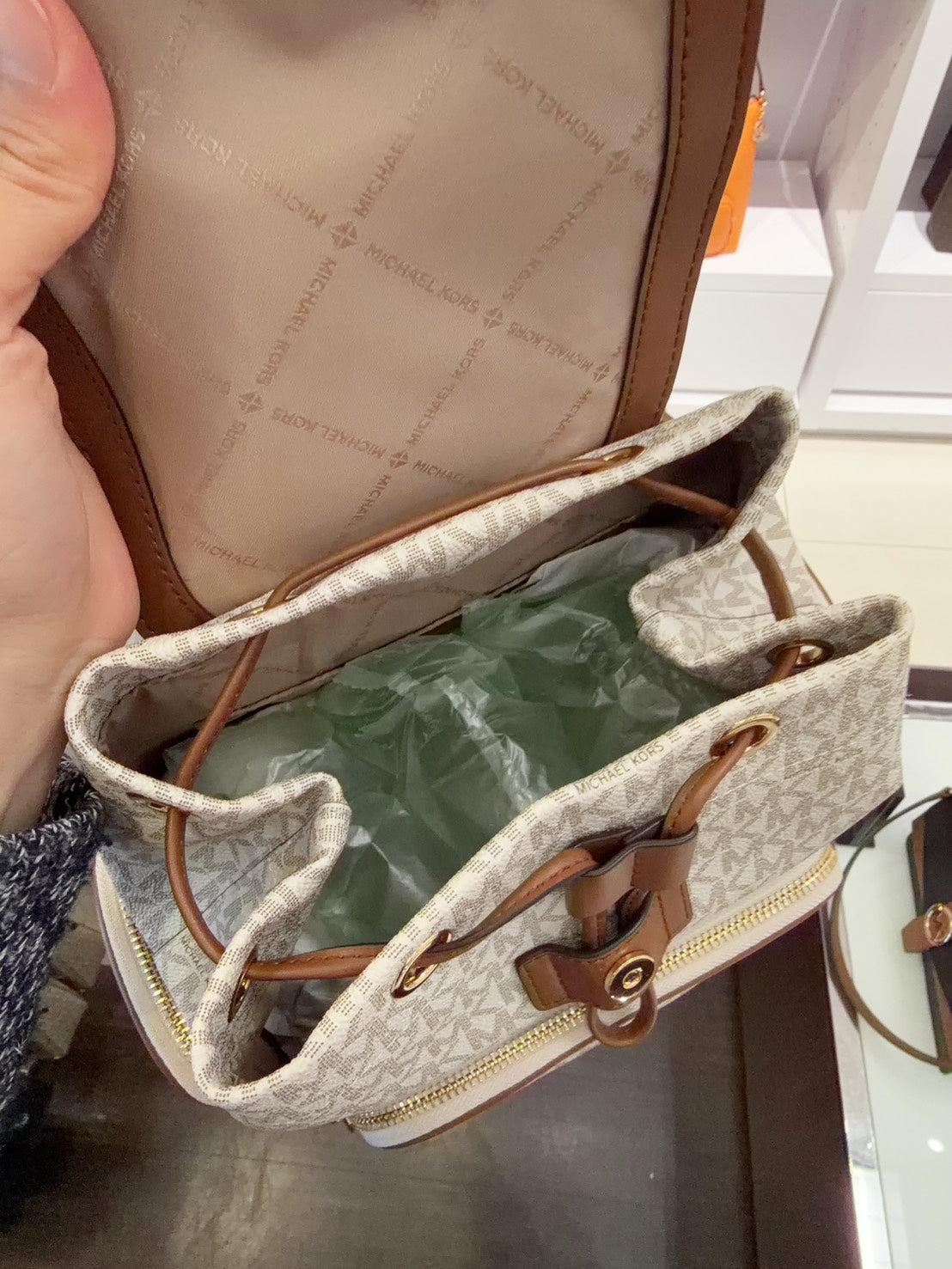 【24小時網站自助下單】2026年3月9日截 售完即止【不設現貨】🌸🇺🇸 美國代購 Michael Kors | 預訂 落單後約4月尾至5月初