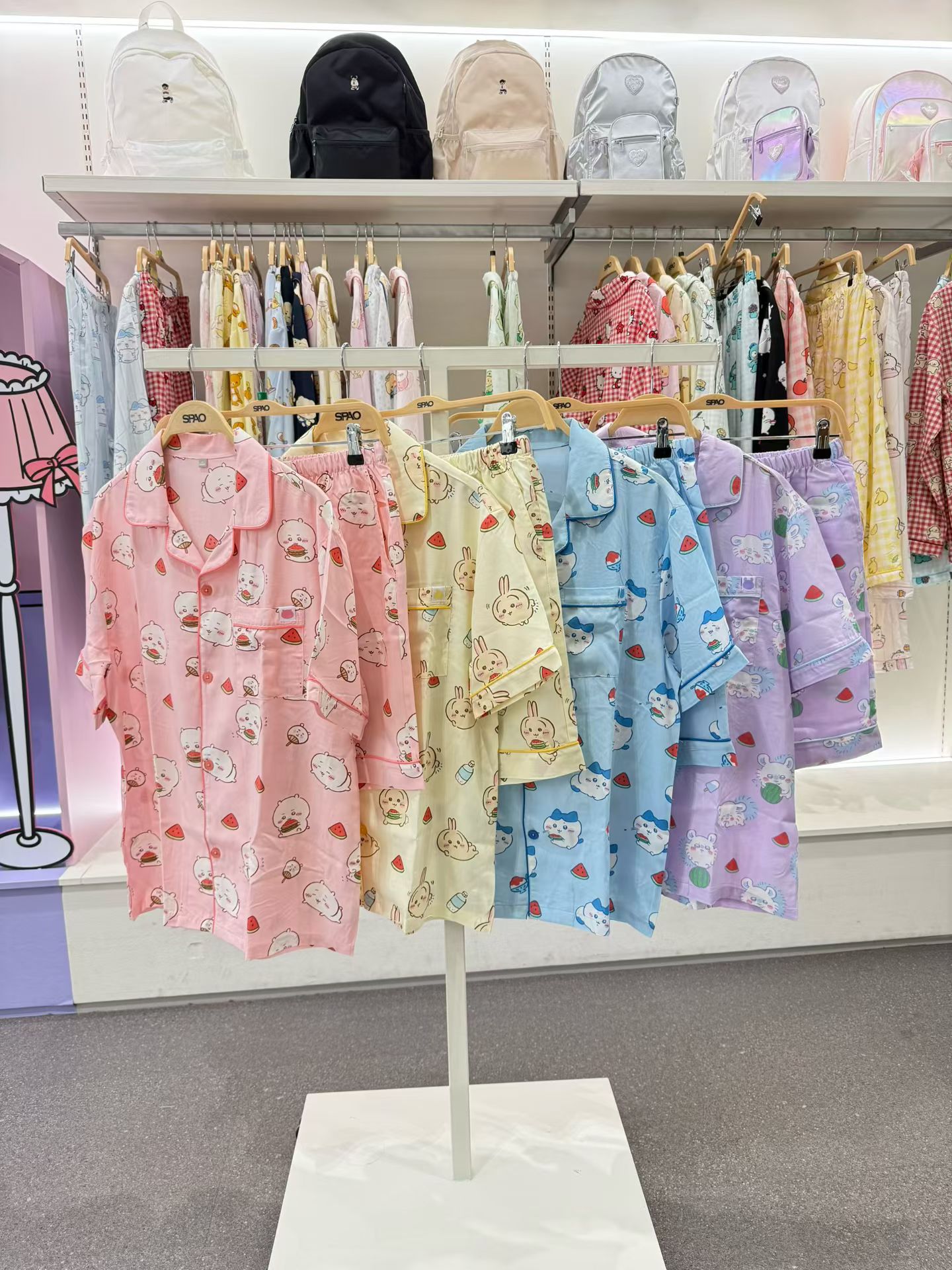 【24小時網站自助下單】2026年3月30日截🌸💛2026年最新上市🆕💛熱賣商品 SPAO x Chiikawa 聯名 短䄂睡衣套裝😍‼️韓國免稅店齊碼現貨‼️ | 預訂約3-4星期(自行備註顏色及尺寸)