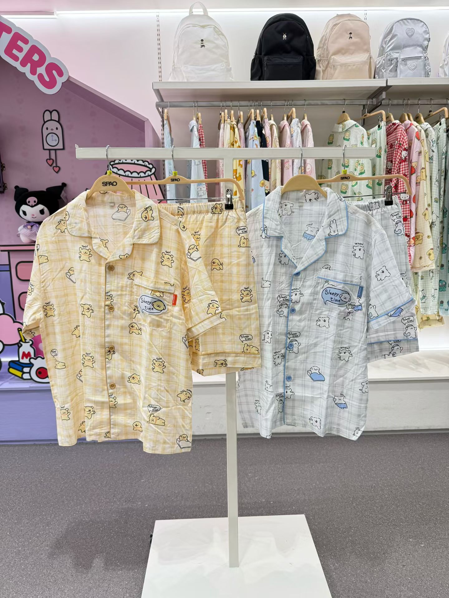 【24小時網站自助下單】2026年3月30日截🌸💛2026年最新上市🆕💛熱賣商品 SPAO x 線條小狗 聯名 短䄂睡衣套裝😍‼️韓國免稅店齊碼現貨‼️ | 預訂約3-4星期(自行備註顏色及尺寸)