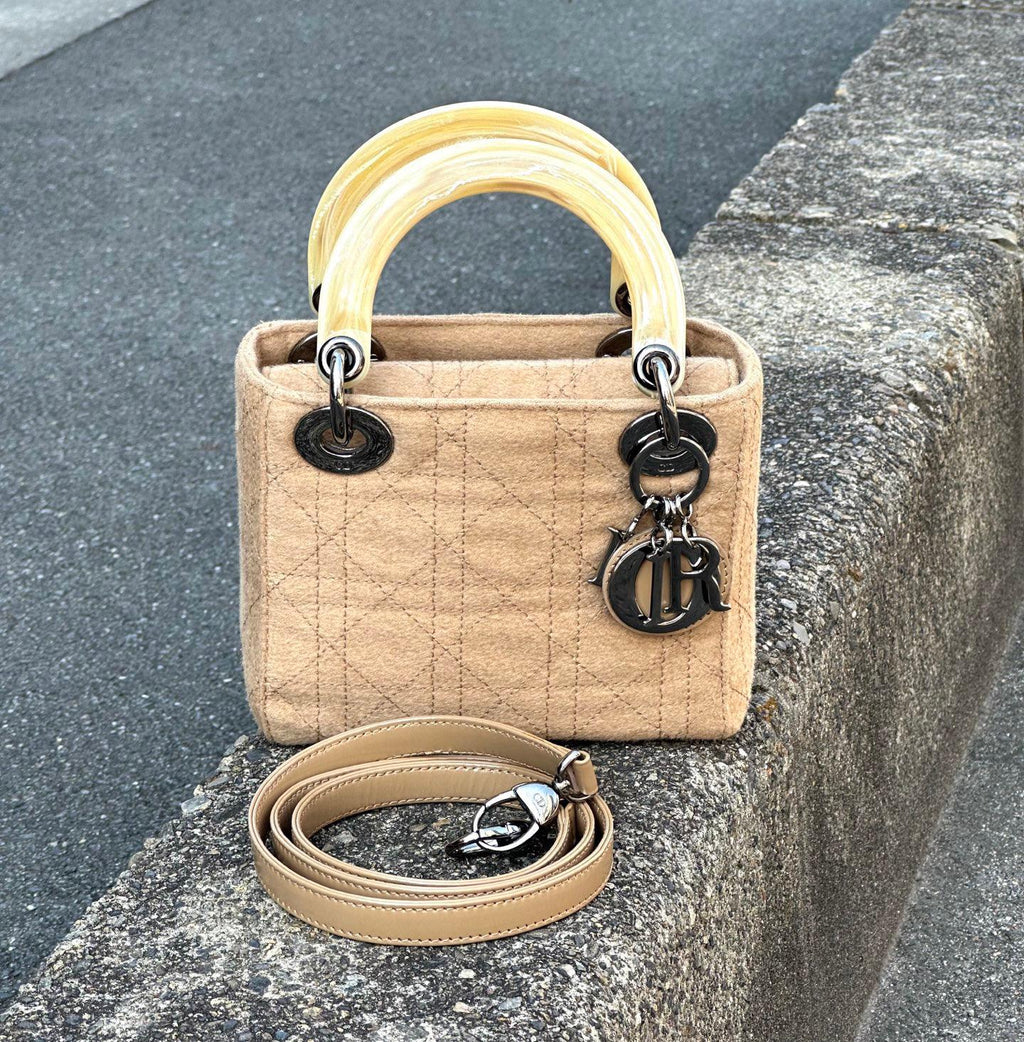 【24小時網站自助下單】🌸日本中古品代購 DIOR奶茶色羊絨*米色柄三格銀扣小戴妃 | 預訂約2-3星期