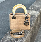 【24小時網站自助下單】🌸日本中古品代購 DIOR奶茶色羊絨*米色柄三格銀扣小戴妃 | 預訂約2-3星期