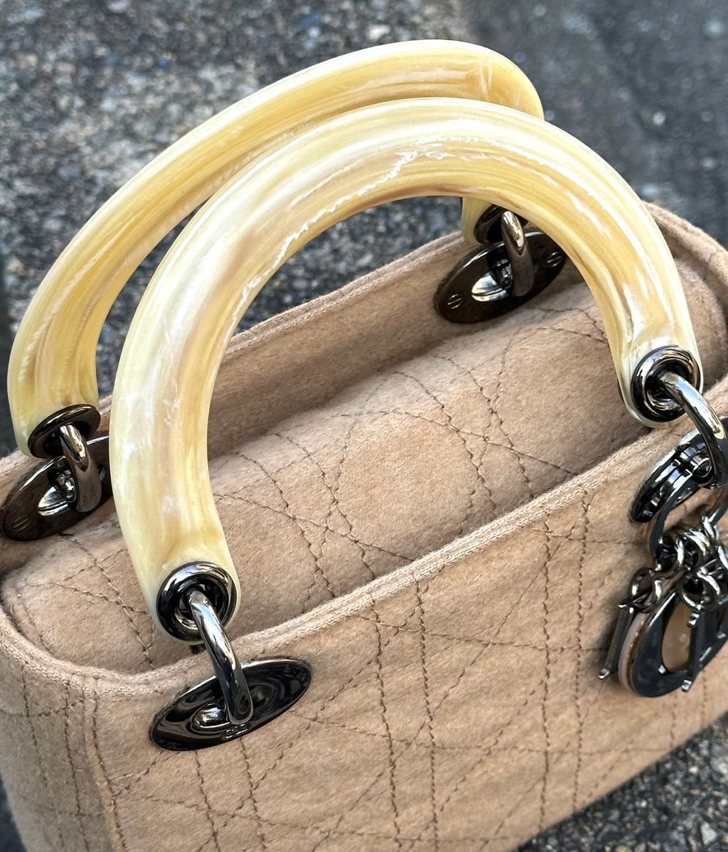 【24小時網站自助下單】🌸日本中古品代購 DIOR奶茶色羊絨*米色柄三格銀扣小戴妃 | 預訂約2-3星期