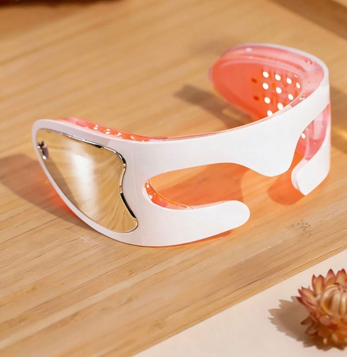 【24小時網站自助下單】2026年4月4日截🌸633紅光波長 眼周抗衰機 | 預訂約4月尾至5月初