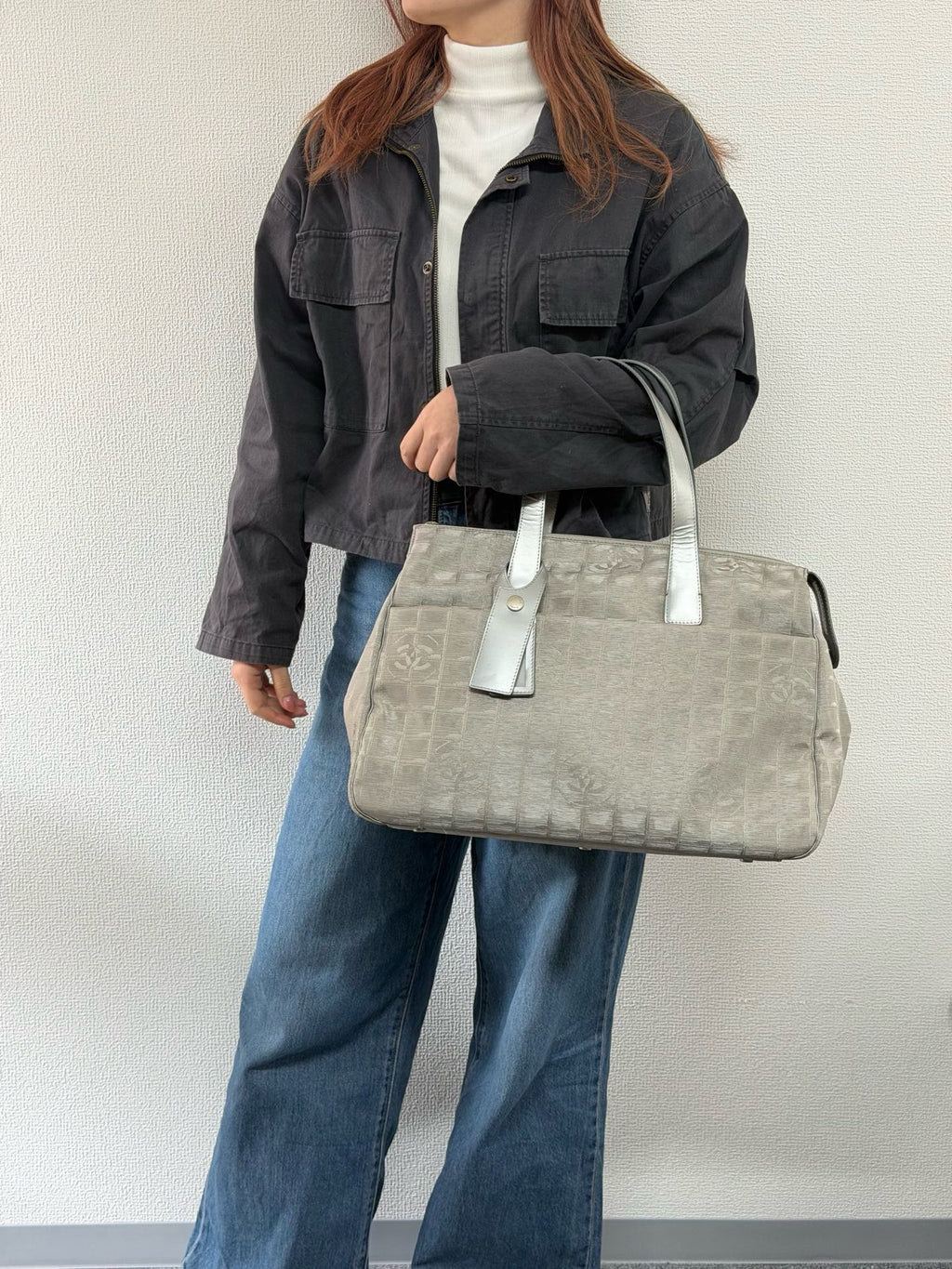 【24小時網站自助下單】🌸日本中古品代購 Chanel布面冰格暗紋旅行袋 ➕標➕飛行牌 8開 | 預訂約2-3星期