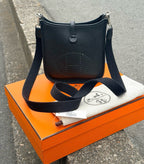 【24小時網站自助下單】🌸日本中古品代購 愛馬仕HERMES EVELYNE伊芙琳黑銀MINI | 預訂約2-3星期 娉婷貿易公司 Exquisite Beauty Trading Company