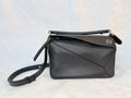 【24小時網站自助下單】現貨🌸Loewe Puzzle｜黑銀 Small Size🖤🔹90%新 （四角有使用痕跡） | 落單後約3-5個工作天寄出