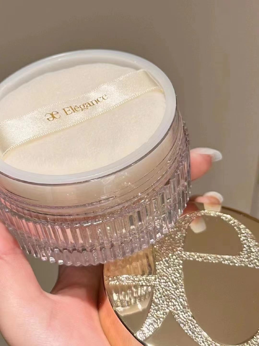 【24小時網站自助下單 】供應商現貨🌸日本本土 Albion奧爾濱💜新品Elegance e大餅散粉 | 預訂 逢星期一，三返倉執貨 其後約3-5個工作天寄出