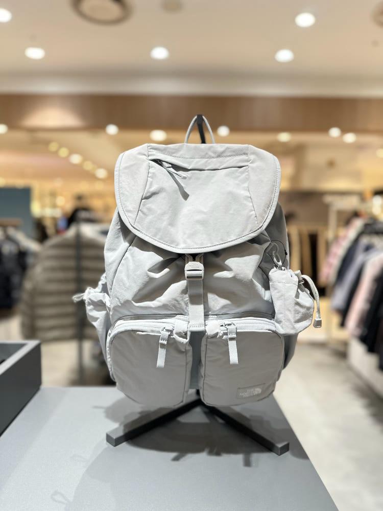 【24小時網站自助下單】售完即止🌸韓國代購🇰🇷The North Face W'S BREEZE BACKPACK 新版 | 預訂約2-3星期 娉婷貿易公司 Exquisite Beauty Trading Company