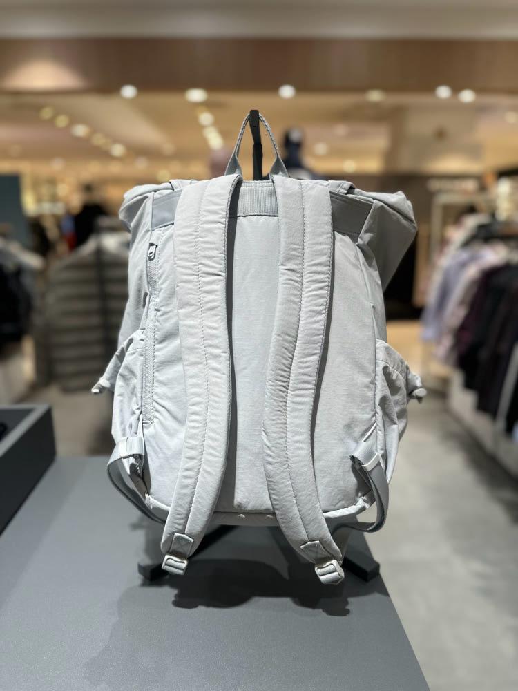【24小時網站自助下單】售完即止🌸韓國代購🇰🇷The North Face W'S BREEZE BACKPACK 新版 | 預訂約2-3星期 娉婷貿易公司 Exquisite Beauty Trading Company