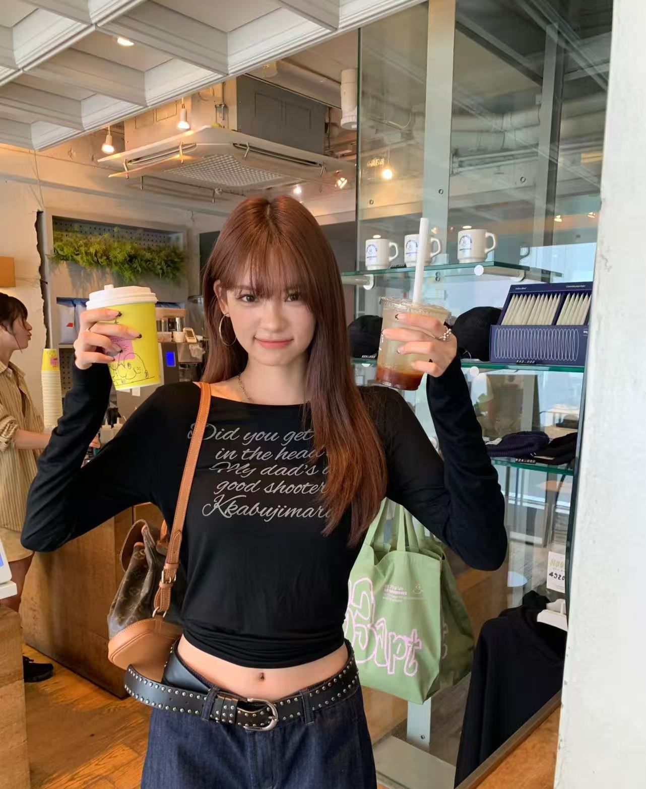 【24小時網站自助下單】🌸韓國代購🇰🇷Jennie同款gilaarchive印花長袖打底衫 | 預訂約2-3星期 娉婷貿易公司 Exquisite Beauty Trading Company