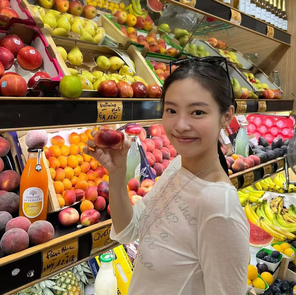 【24小時網站自助下單】🌸韓國代購🇰🇷Jennie同款gilaarchive印花長袖打底衫 | 預訂約2-3星期 娉婷貿易公司 Exquisite Beauty Trading Company