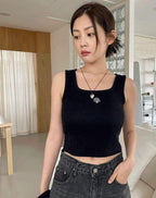 【24小時網站自助下單】現貨🌸🇰🇷MuahMuah Logo slim fit knit sleeveless | 落單後約3-5個工作天寄出 娉婷貿易公司 Exquisite Beauty Trading Company