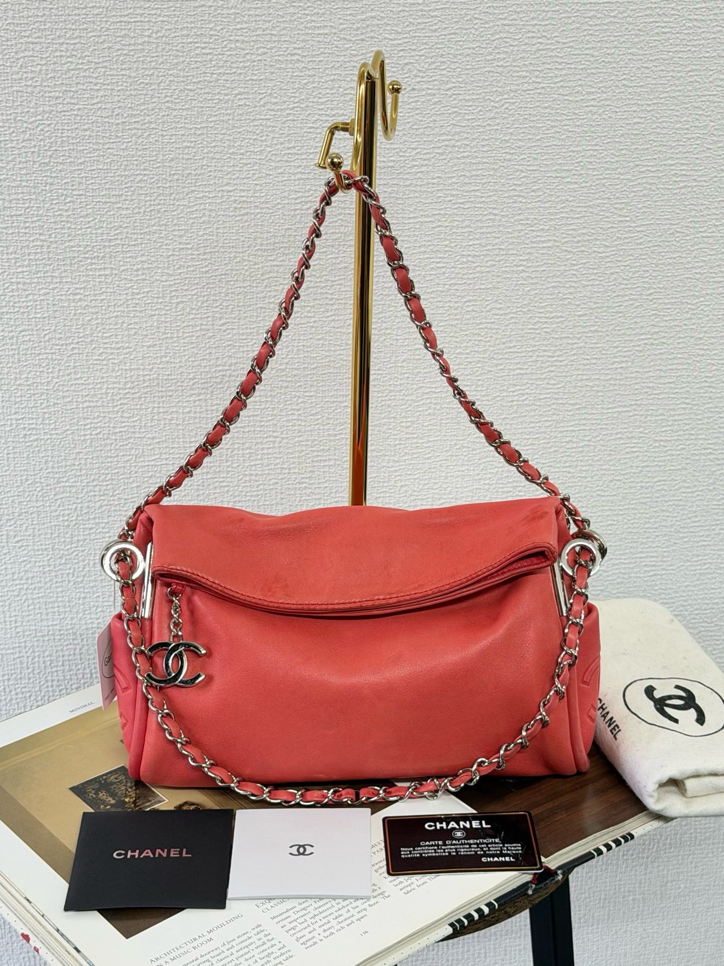 【24小時網站自助下單】🌸日本中古品代購 Chanel銀桿鏈條hobo | 預訂約2-3星期