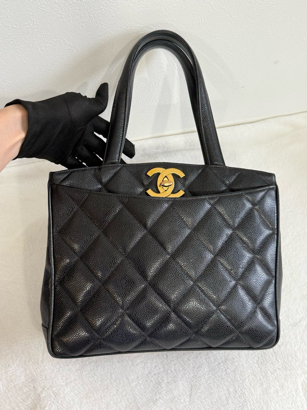 【24小時網站自助下單】🌸日本中古品代購 Chanel黑金魚子醬手提腋下包 ➕標 3開 | 預訂約2-3星期