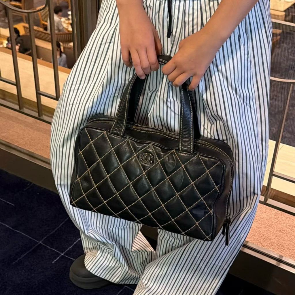 【24小時網站自助下單】🌸日本中古品代購 CHANEL 香奈兒黑色牛皮外縫線波士頓手提包大號托特包 做舊五金 有標無卡6開 | 預訂約2-3星期