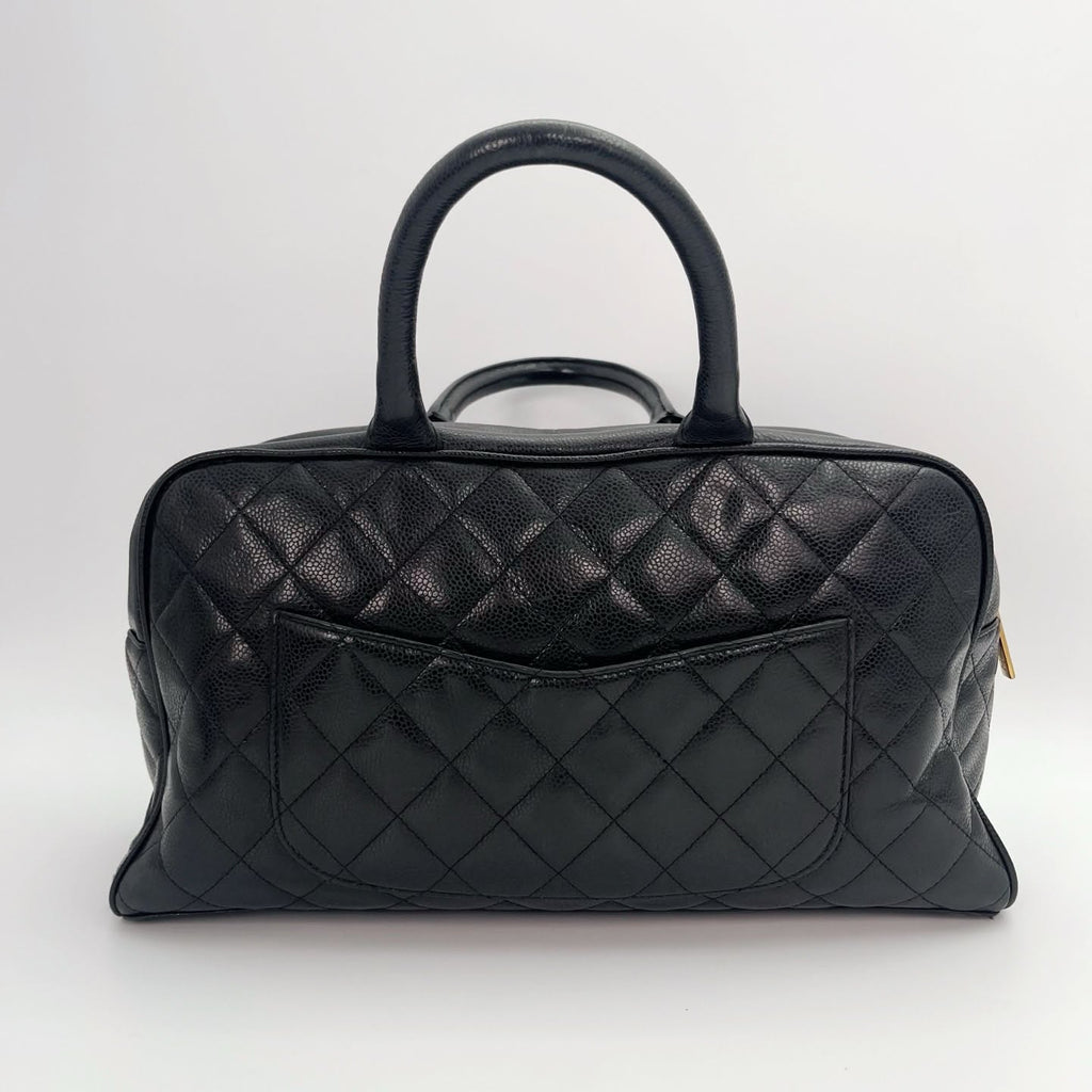 【24小時網站自助下單】🌸日本中古品代購 CHANEL 香奈兒黑金牛皮大logo手提保齡球大號 有標無卡8開 | 預訂約2-3星期