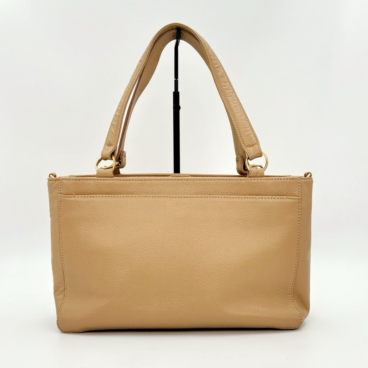 【24小時網站自助下單】🌸日本中古品代購 CHANEL 香奈兒奶茶色荔枝紋牛皮外縫大logo托特包 卡標齊10開 可自配肩帶 | 預訂約2-3星期