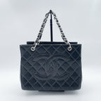 【24小時網站自助下單】🌸日本中古品代購 CHANEL 香奈兒黑銀羊皮外縫線菱格紋手提腋下托特包 | 預訂約2-3星期