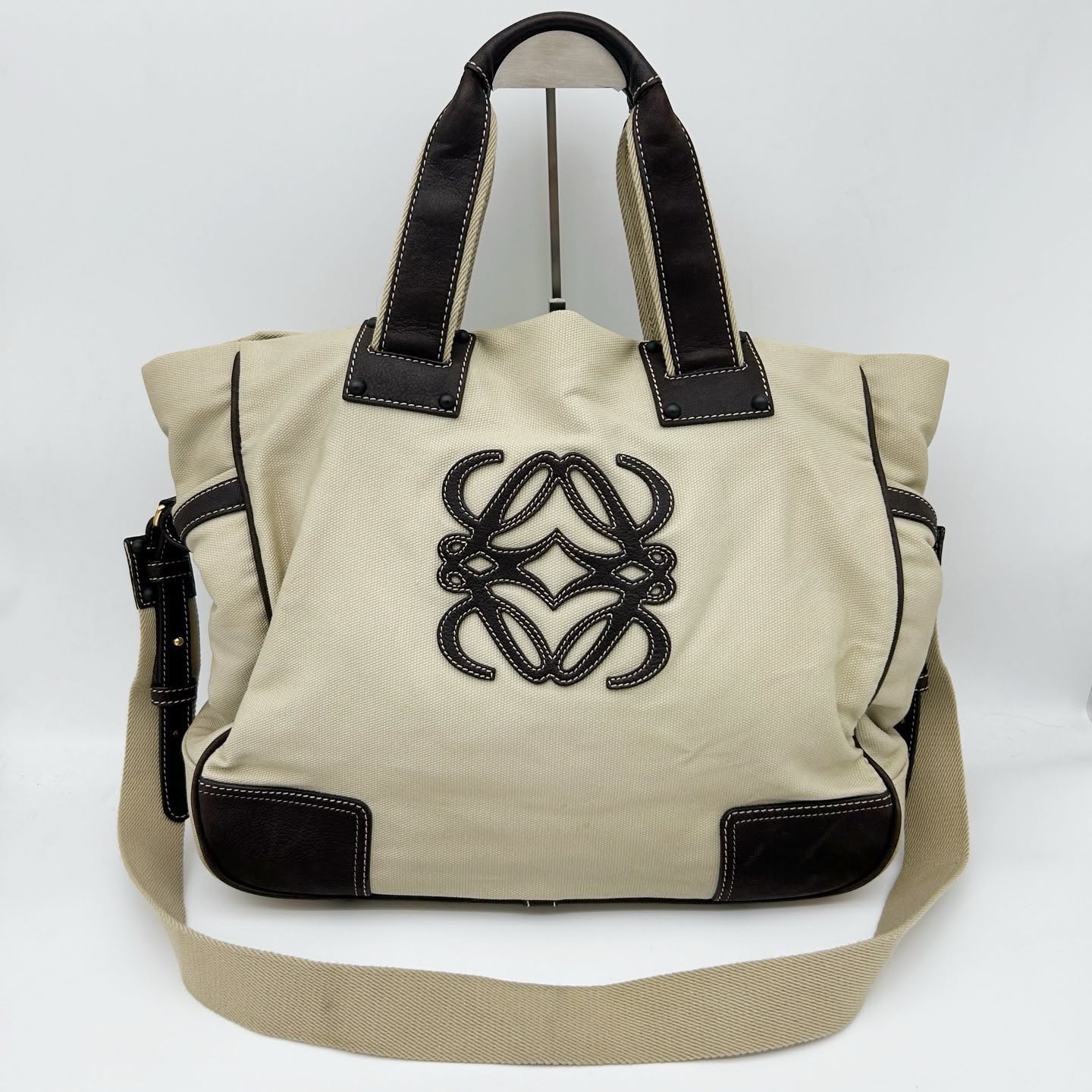 【24小時網站自助下單】🌸日本中古品代購 loewe米棕色帆布拼皮大logo 2way托特包 | 預訂約2-3星期