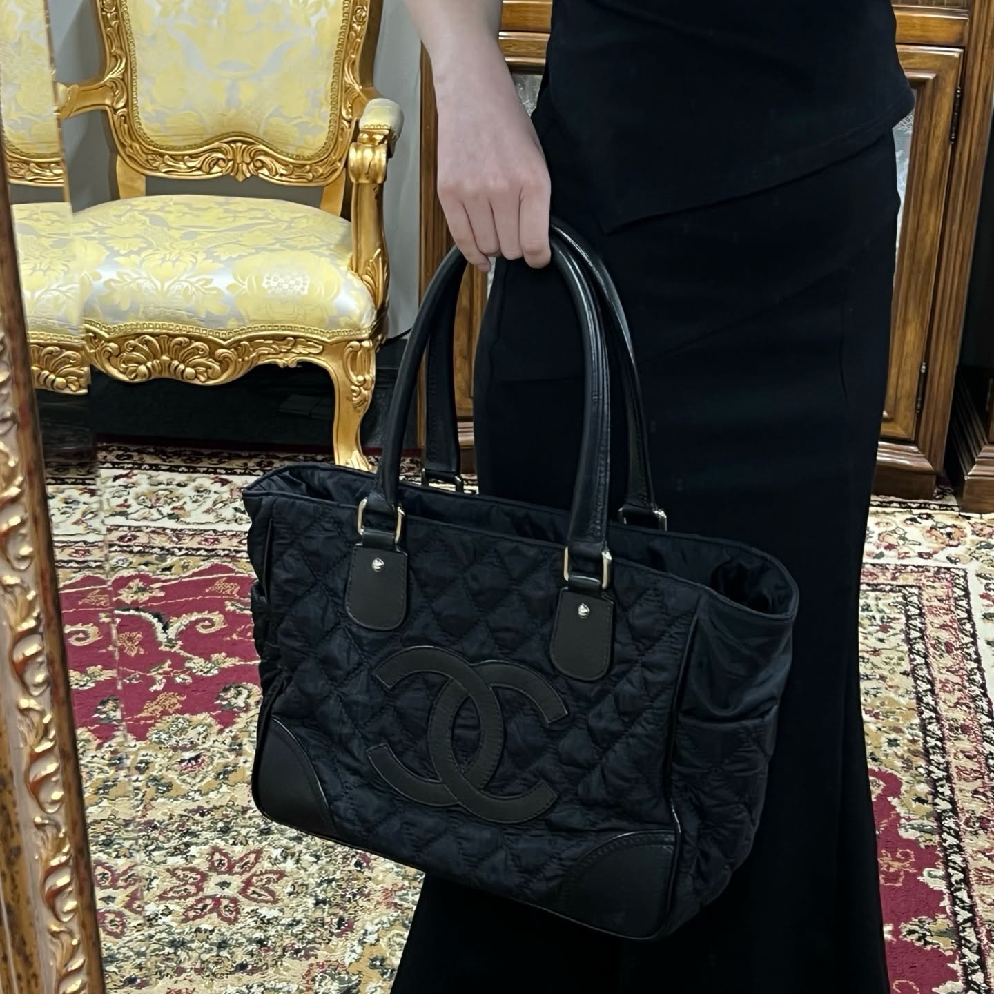 【24小時網站自助下單】🌸日本中古品代購 CHANEL 香奈兒黑色雙C大logo菱格紋尼龍拼皮托特包 有標無卡10開 | 預訂約2-3星期