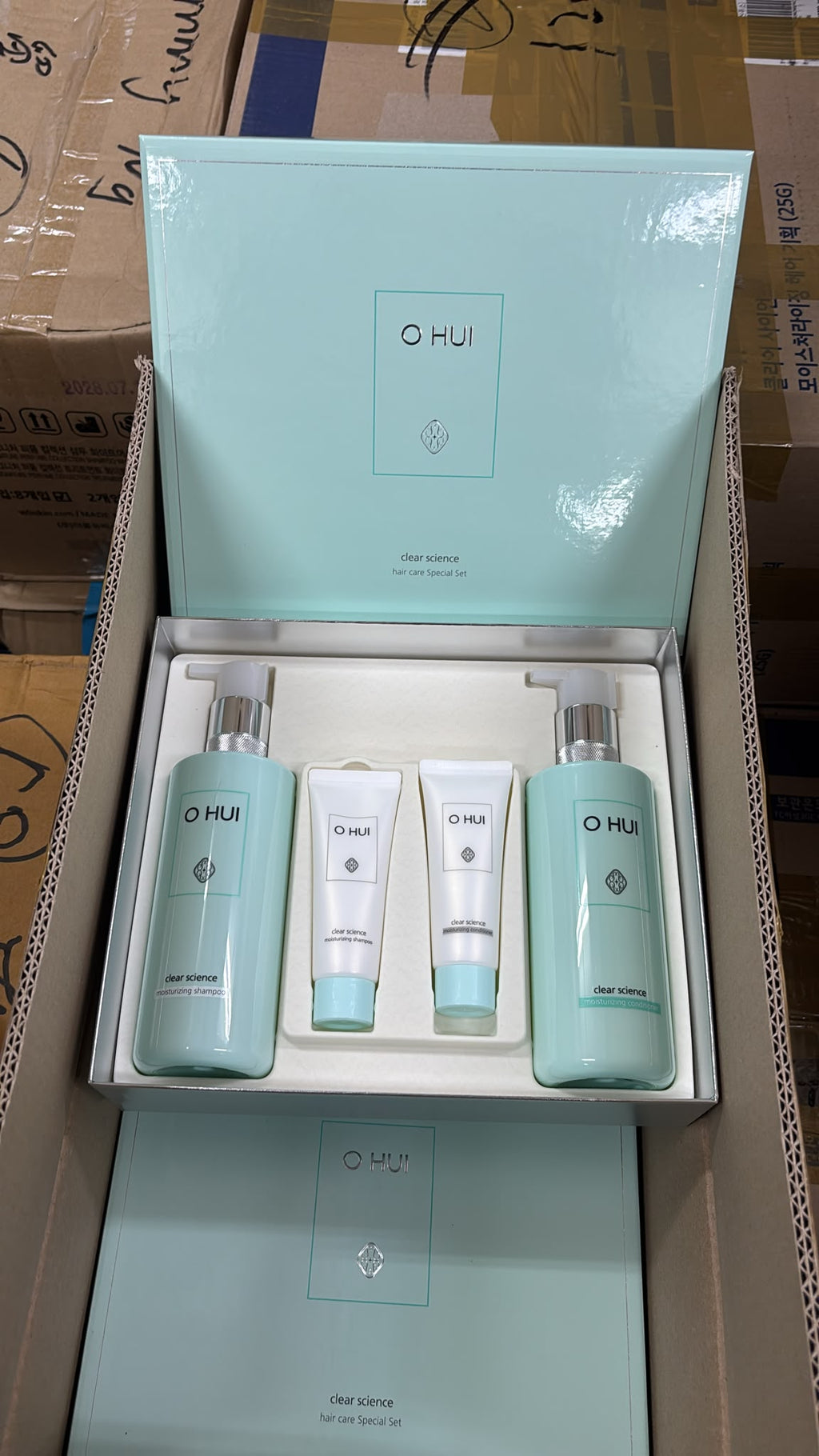 【24小時網站自助下單】現貨🌸OHUI 清澈科學護髮特惠套裝 | 落單後約3-5個工作天寄出