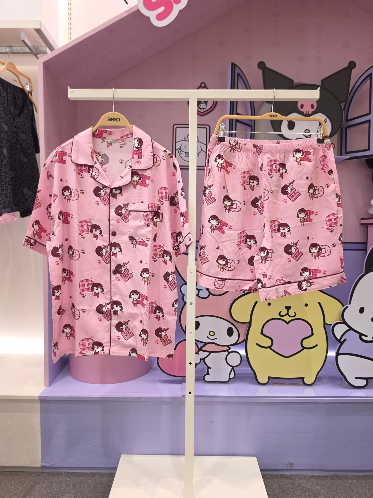 【24小時網站自助下單】2026年7月7日截🌸超熱賣🔥SPAO x KERORO 限量版 短䄂睡衣套裝😍‼️限量商品‼️熱賣商品 ‼️ 🧸SPAO🧸韓國專門店/免稅店🆕男女同款 折扣優惠🈹 | 預訂約3-4星期